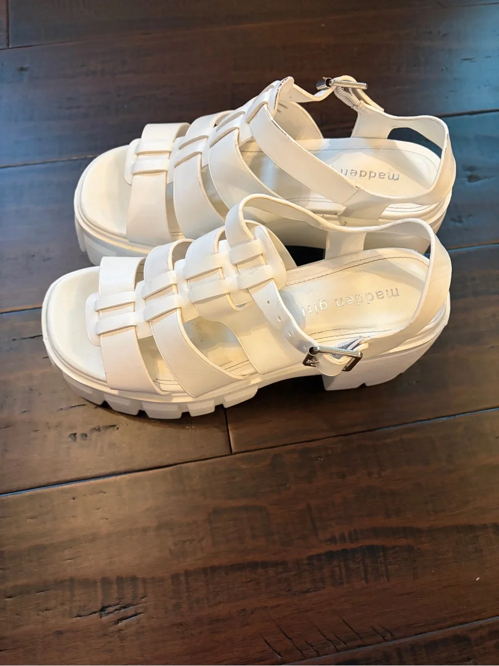 Madden Girl Platform Lug Sandal off white Buckle Strap 90s Y2K chunky block heel